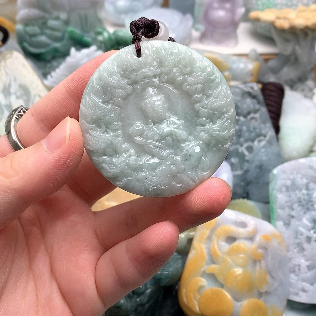 吊坠(不含链)未镶嵌翡翠