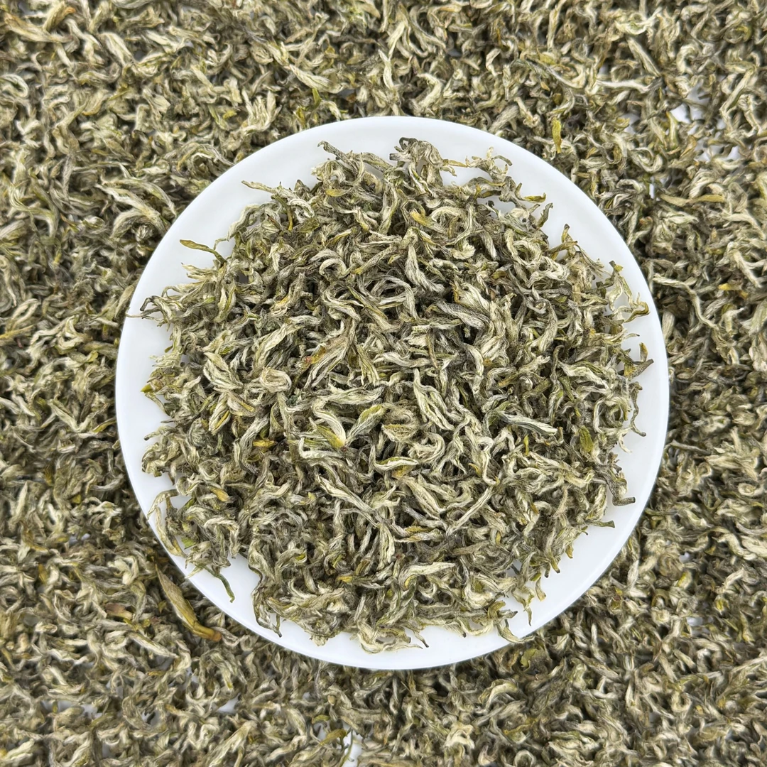王大鹏 2025蒙顶山甘露绿茶高山核心产区手工茶花果香125克罐装