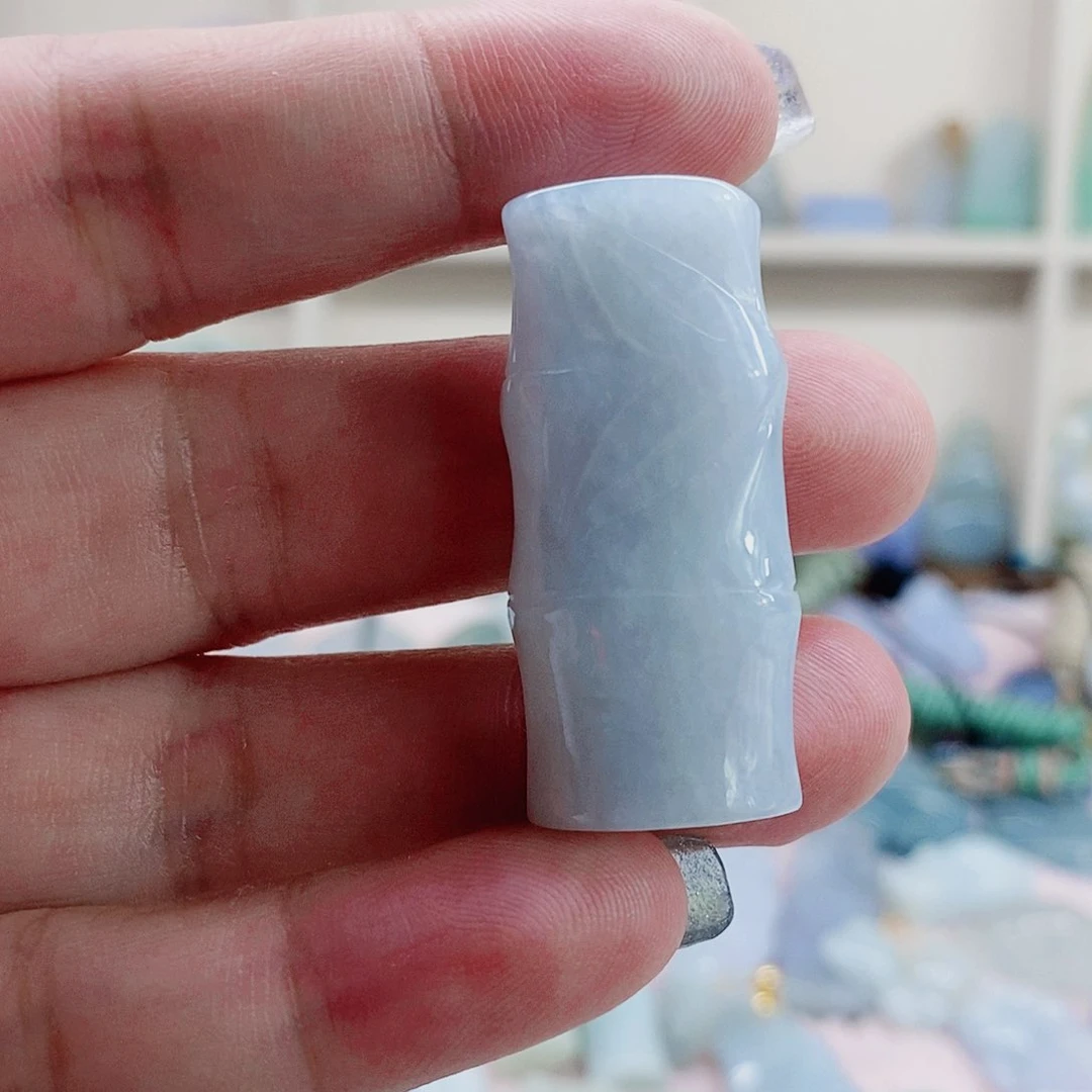 颈饰未镶嵌翡翠天然