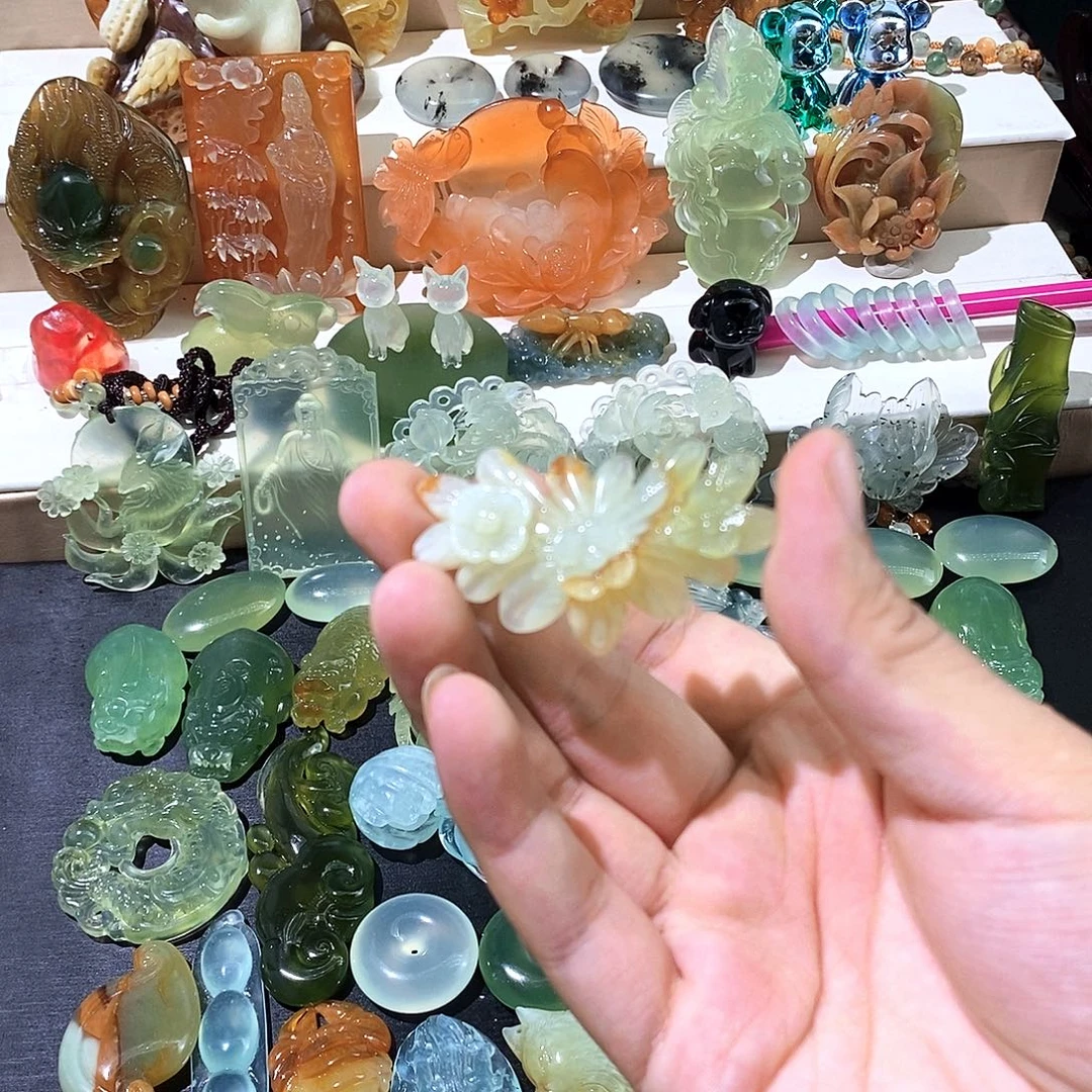蛇纹石玉合金颈饰
