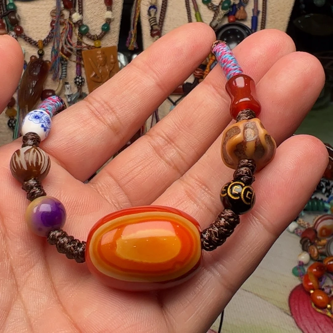 玛瑙/玉髓颈饰未镶嵌