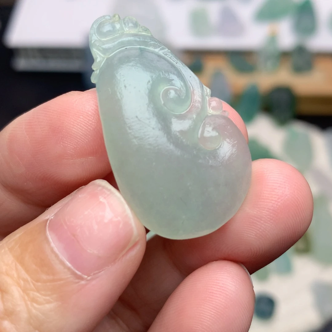 未镶嵌定制翡翠如意