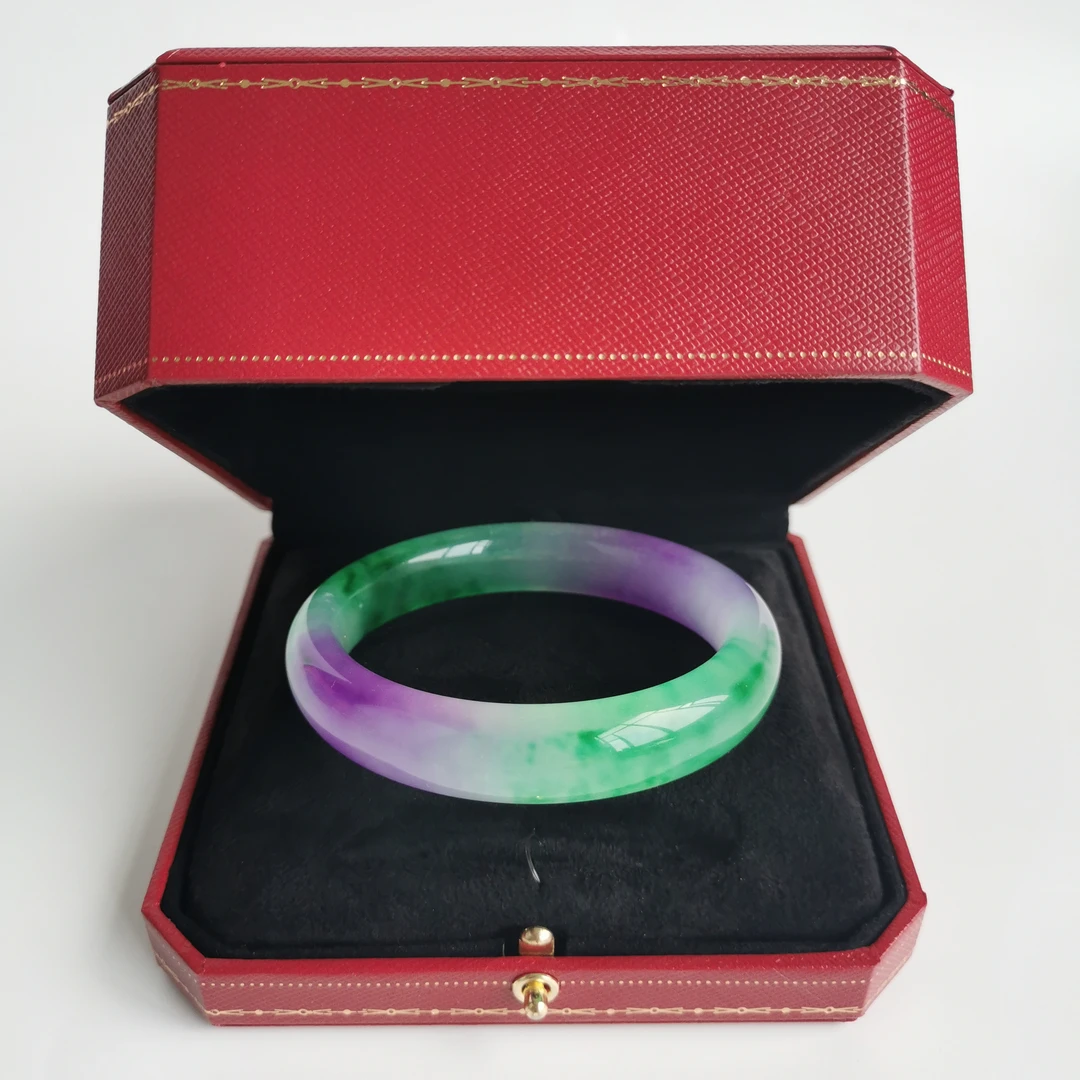 4802手镯-收藏级轻奢时尚设计手镯送礼盒（多样性发货）