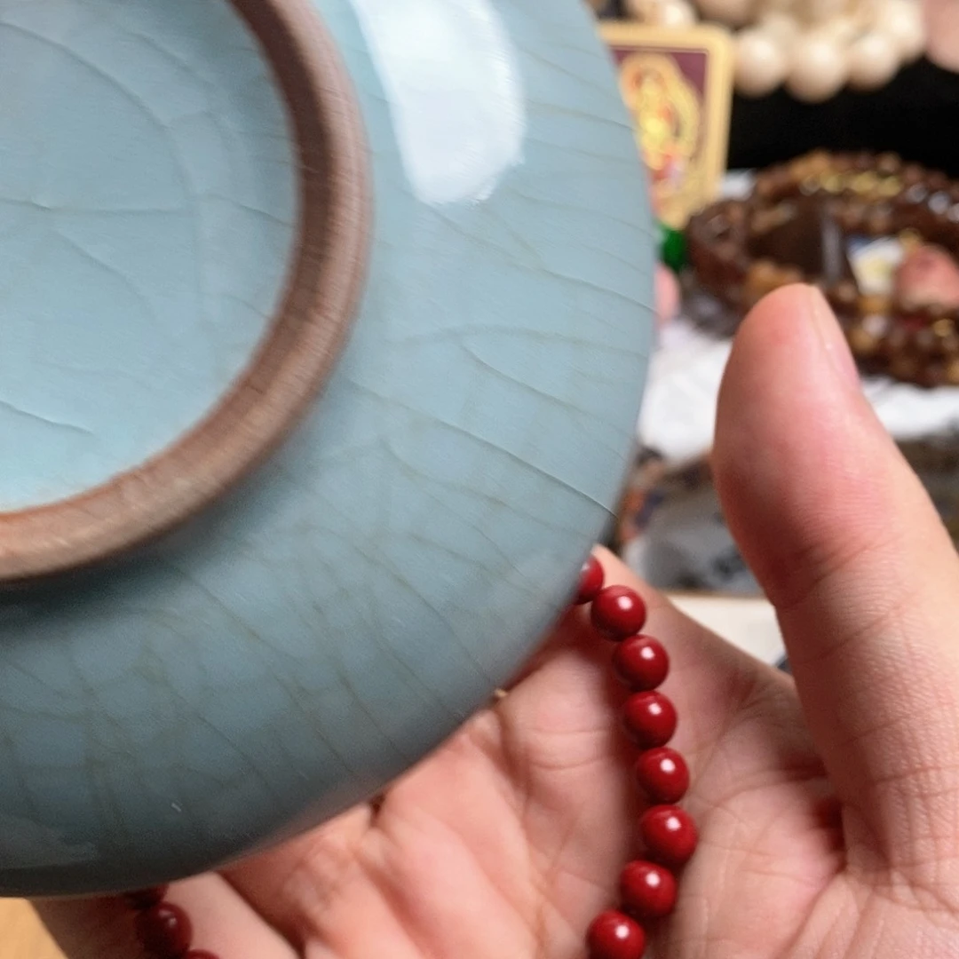 碟瓷器制作工艺精湛精巧