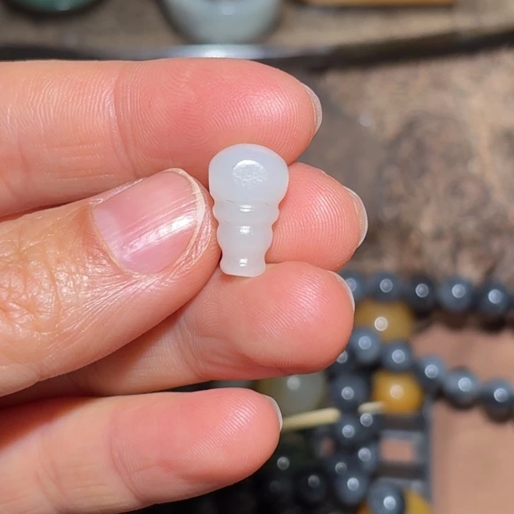 和田玉未镶嵌颈饰三通各尺寸都有1.0cm