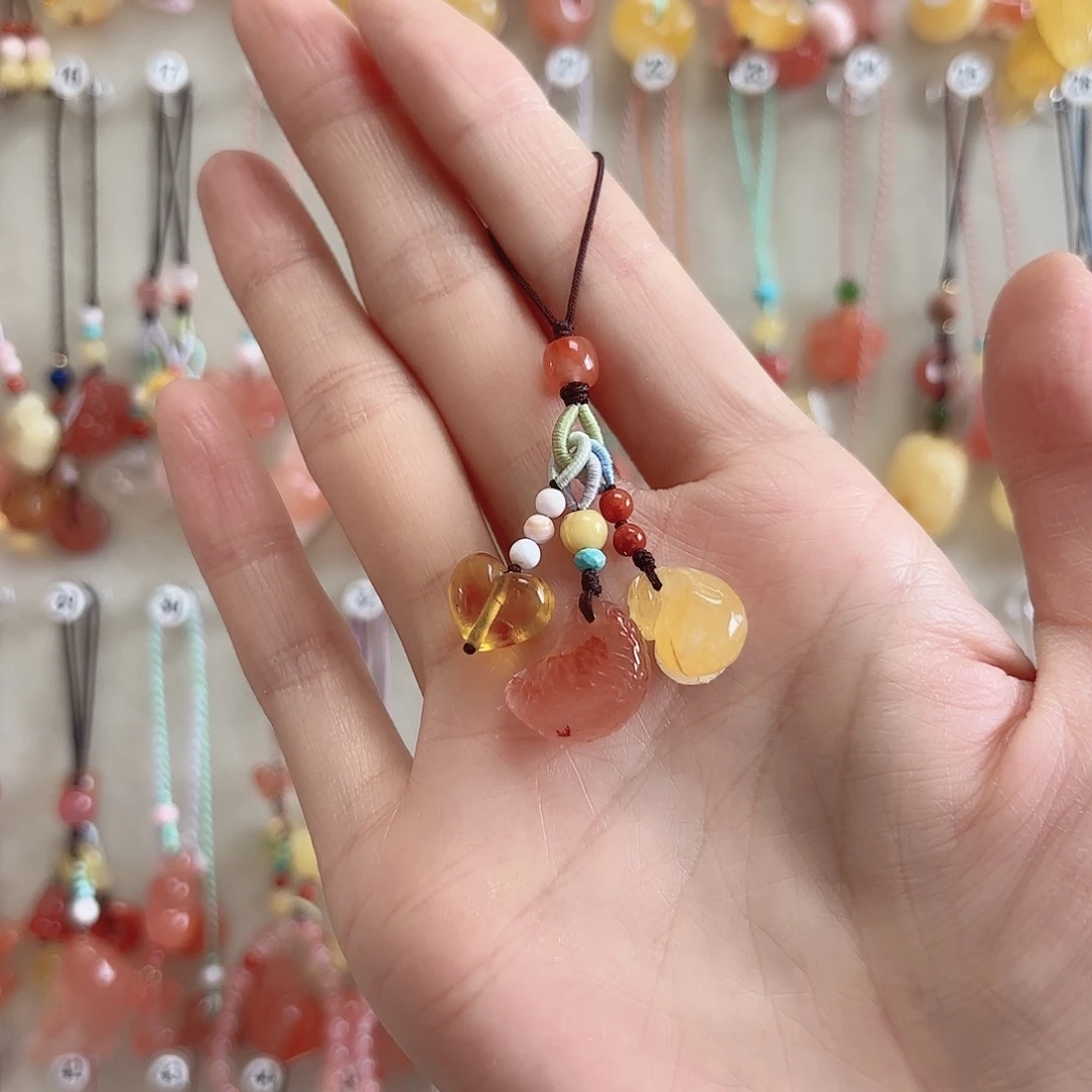 南红玛瑙未镶嵌吊坠(赠链)微粉微瑕