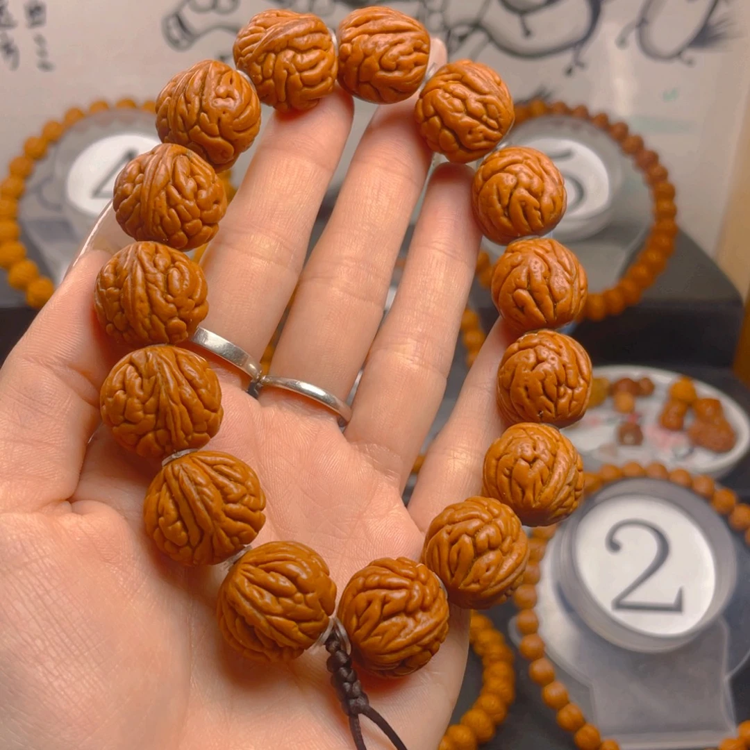 桃核吊坠1.999999999999