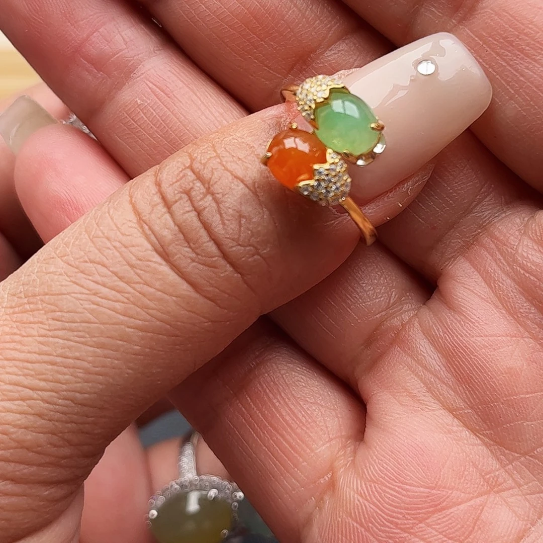 翡翠戒圈银S925镶嵌缅甸天然A货翡翠戒指