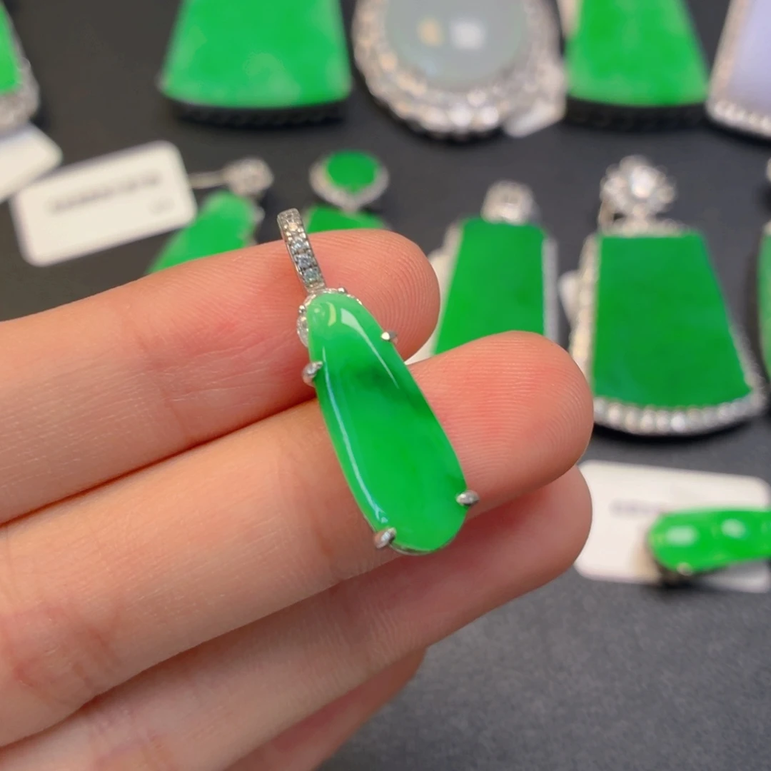 翡翠银S925镶嵌颈饰万能扣