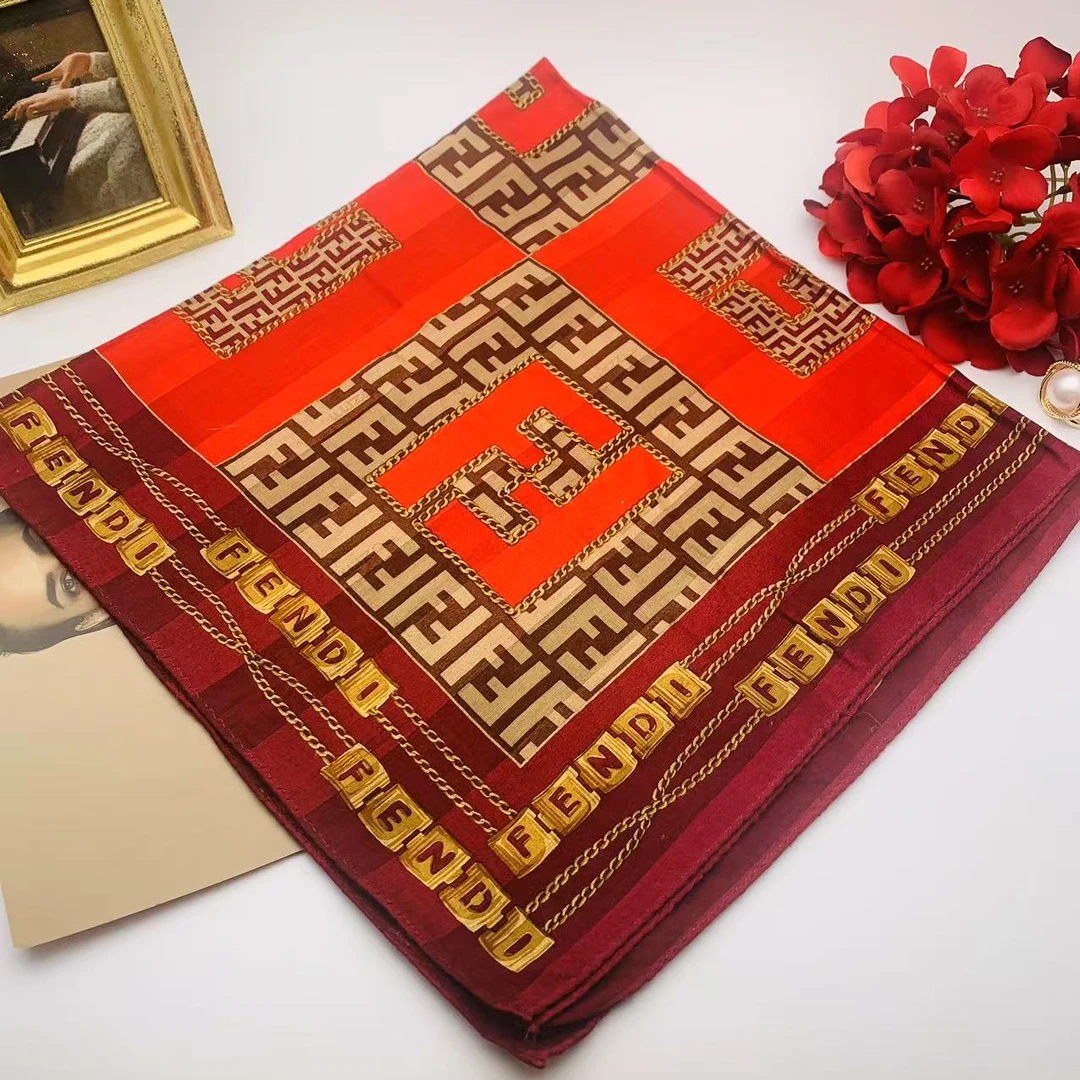 99新 FENDI/芬迪 海囤 芬迪 丝巾/yy04955