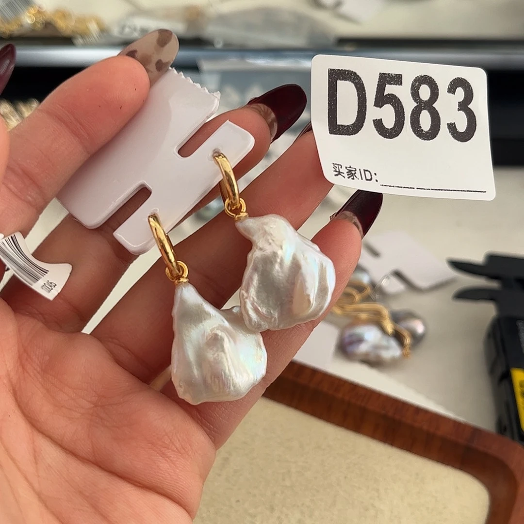 合金淡水珍珠耳饰