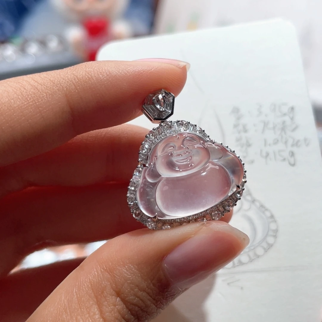 颈饰18K金镶嵌翡翠