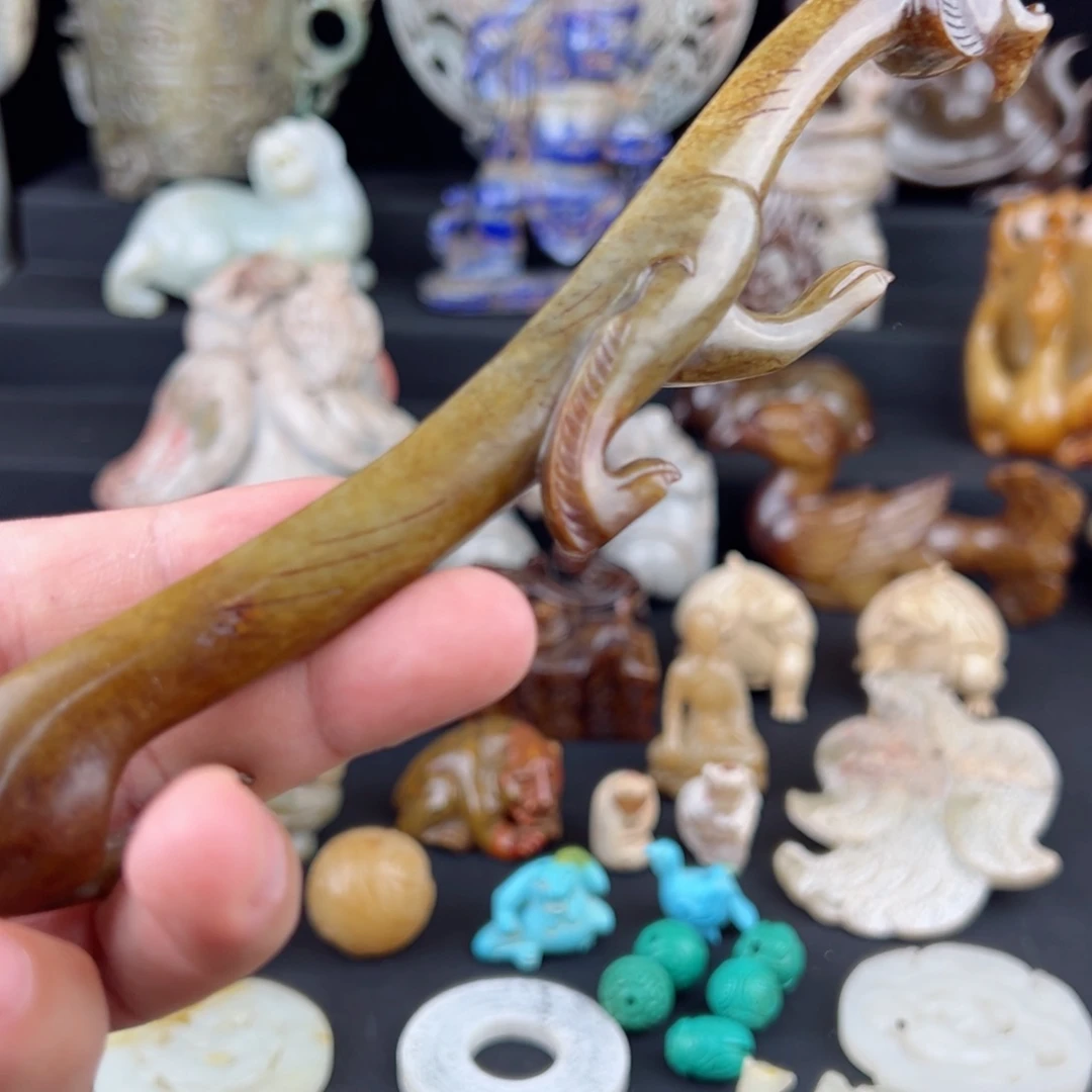 和田玉挂件未镶嵌好**荐