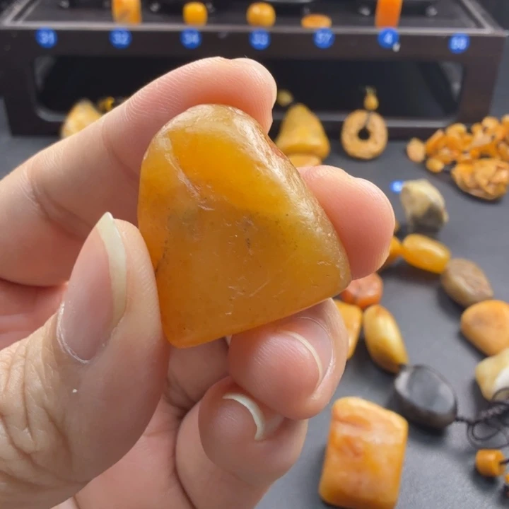 墨***1田黄石田黄石印章