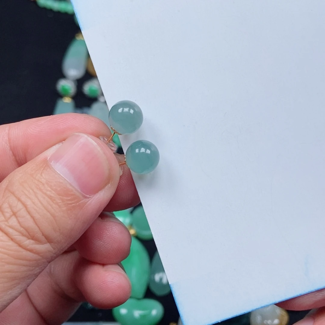 骑***）翡翠未镶嵌颈饰耳钉