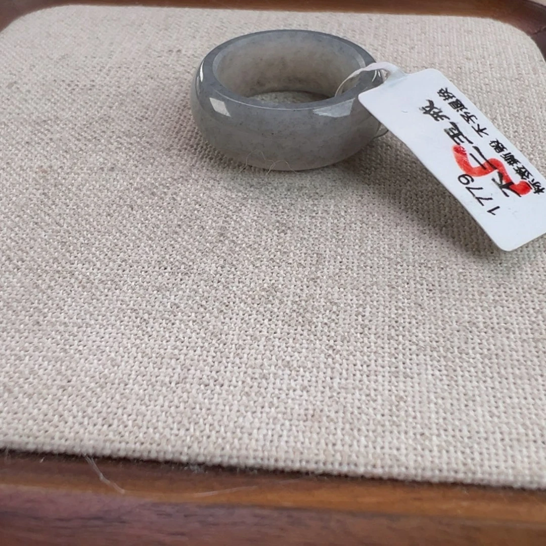 和田玉未镶嵌戒指w63点墨轮胎17.6不退换