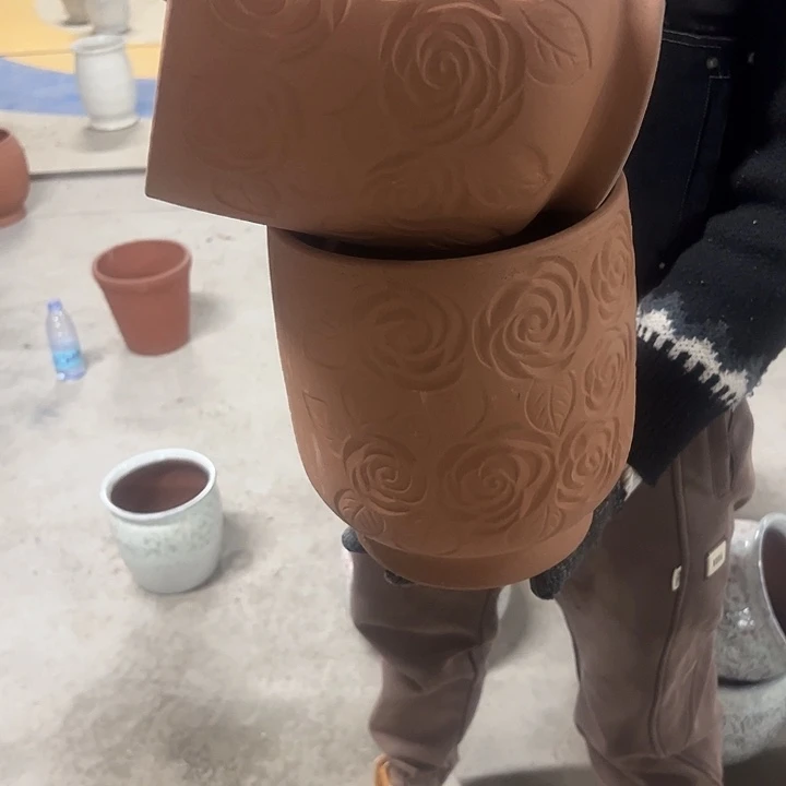 高度22厘米口20厘米