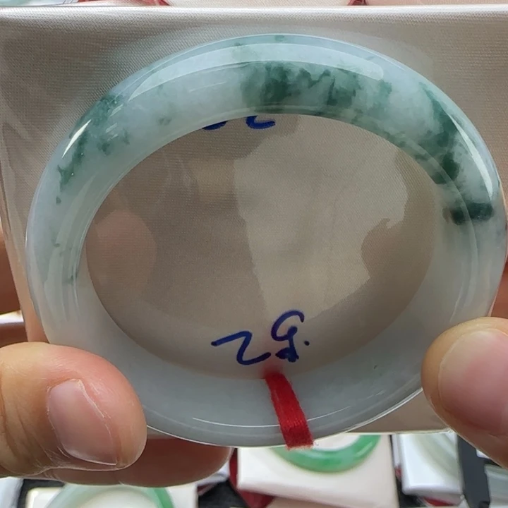 未镶嵌手镯翡翠翡翠手镯