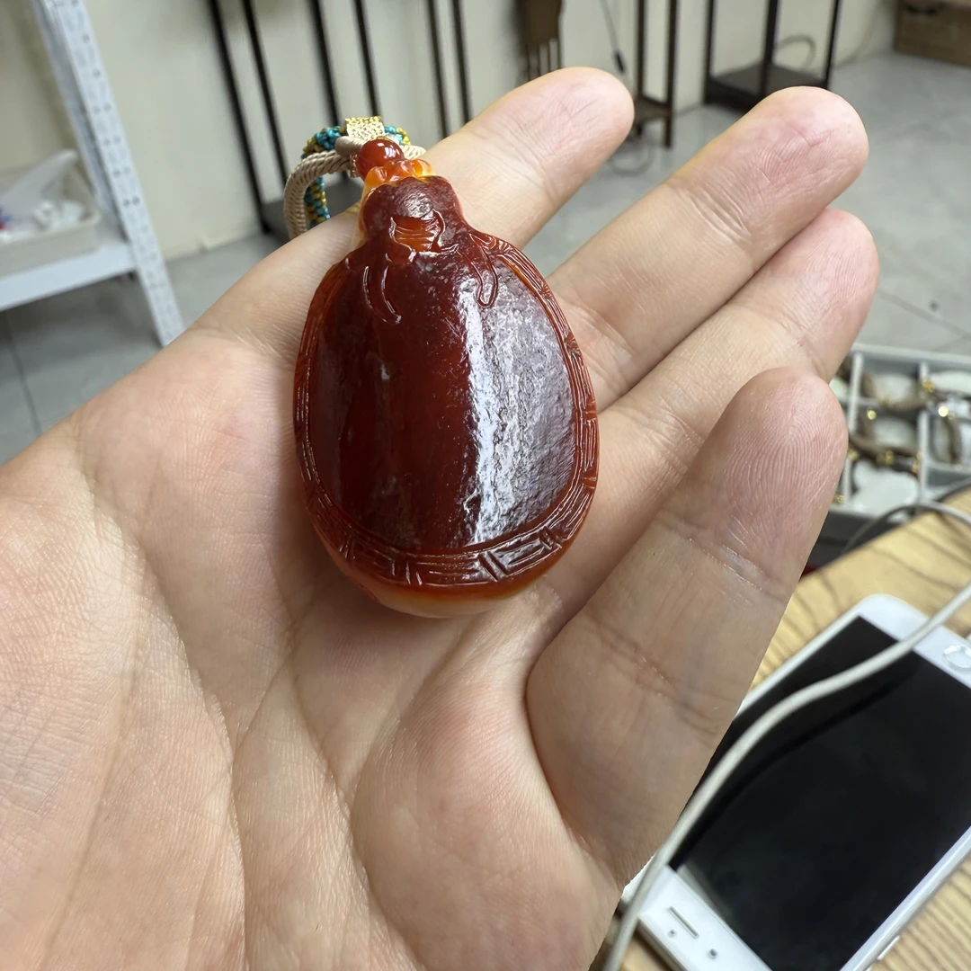 石包沁色龙龟手把把玩件