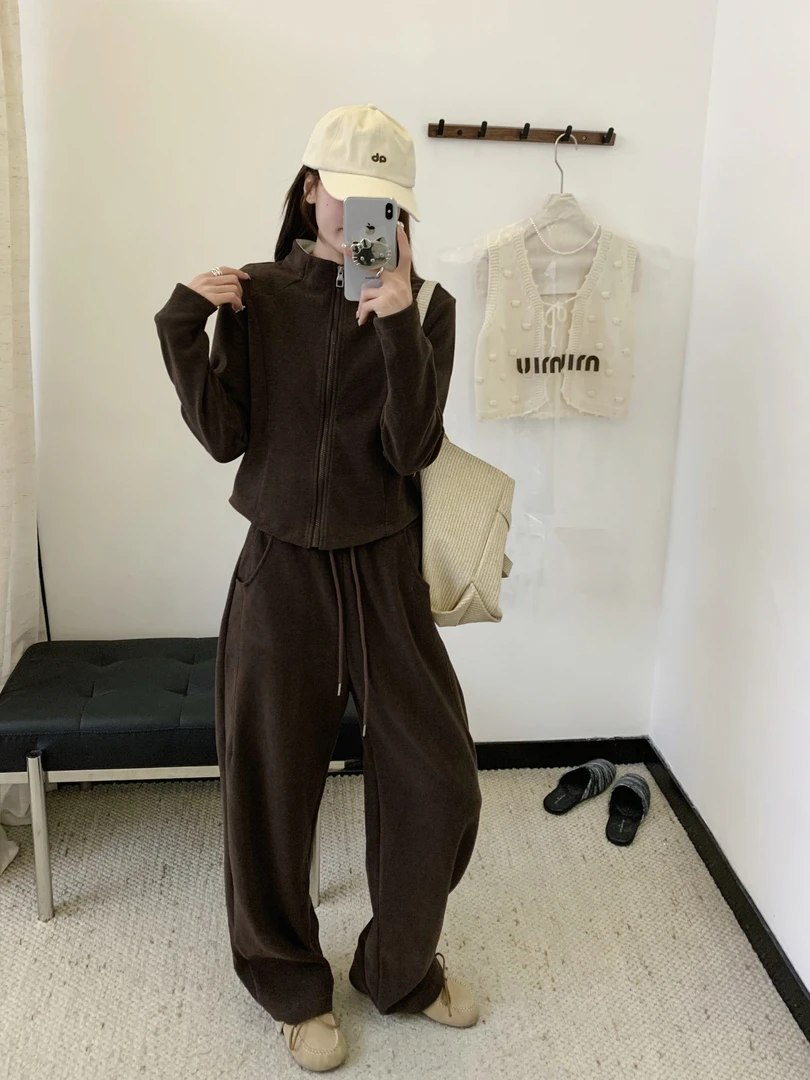 【陌嘉】-韩系复古休闲风立体收腰弯刀裤套装