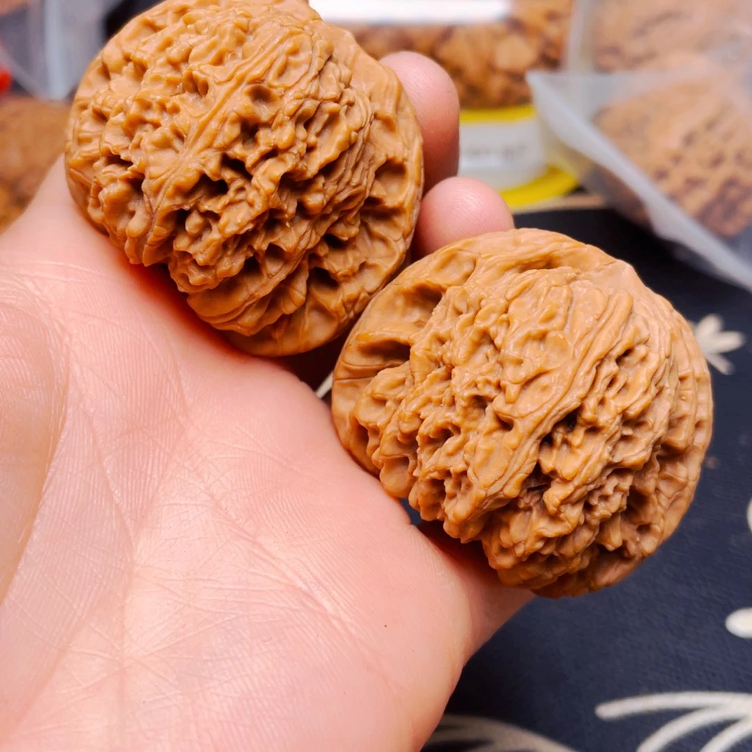 吊坠文玩核桃南疆石