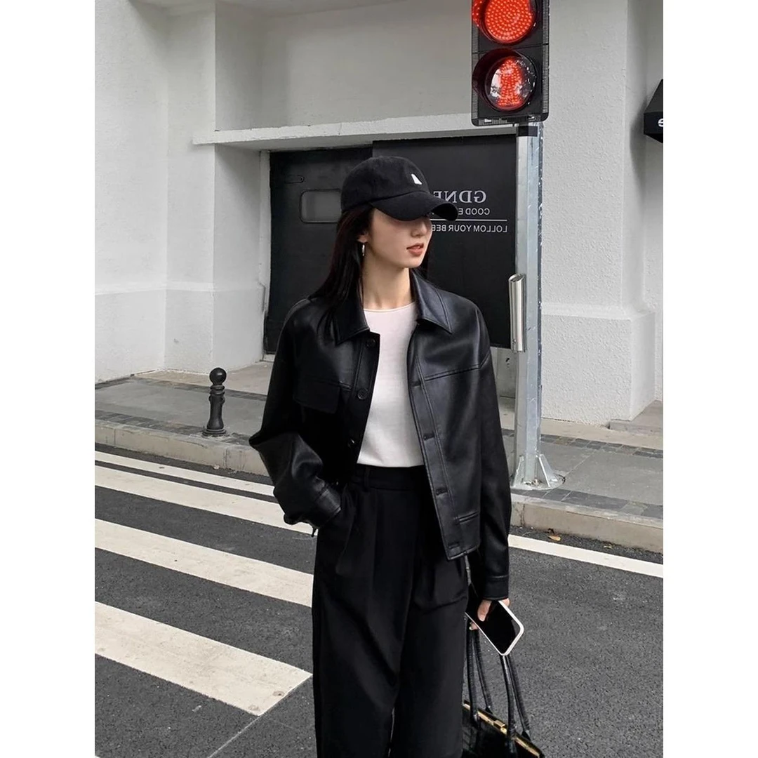 韩国chic秋季小众帅气翻领单排扣宽松休闲长袖机车服皮衣短外套女