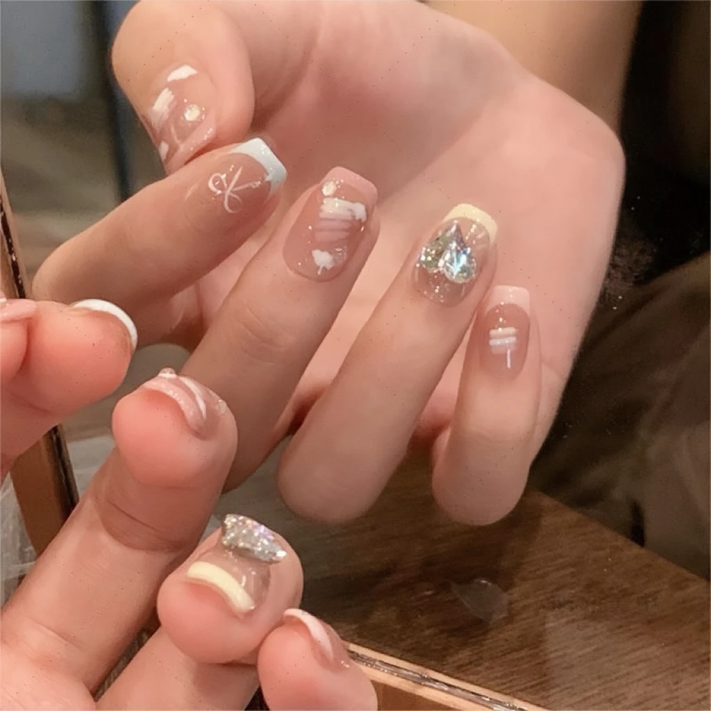 MEI YA 夏日多巴胺穿戴甲美甲