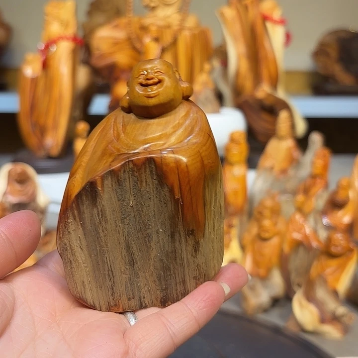 柏木太行崖柏弥勒佛