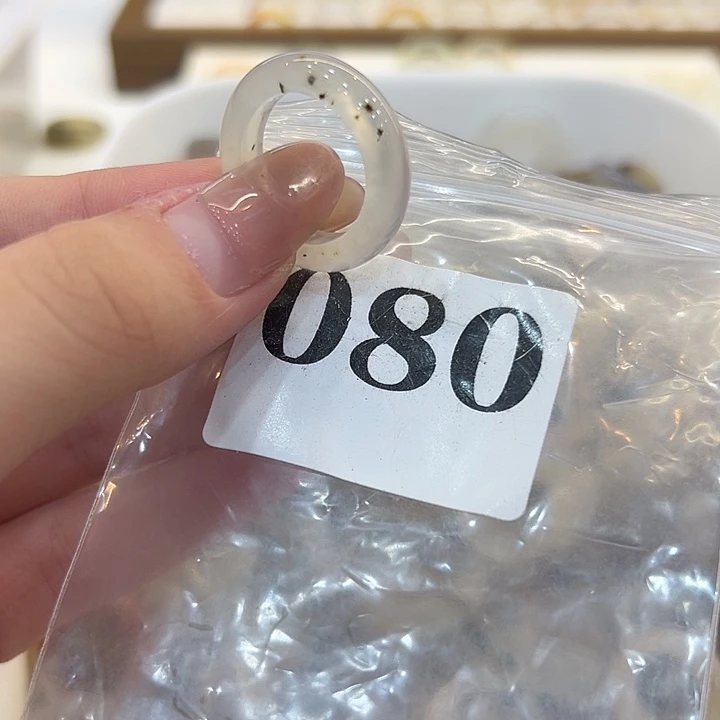 合金戒指玛瑙/玉髓80港16