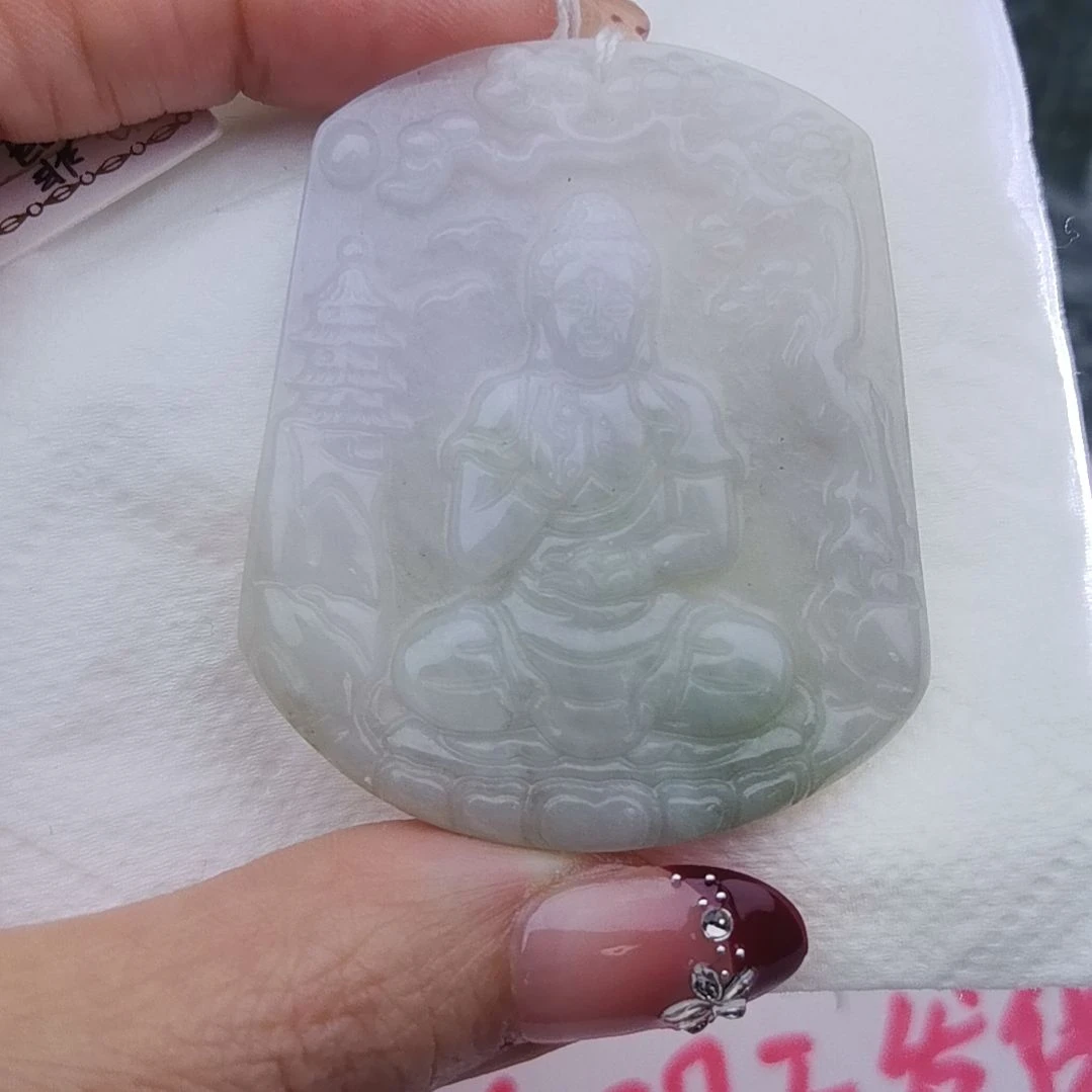 翡翠颈饰未镶嵌天然的A货翡翠多样性发货