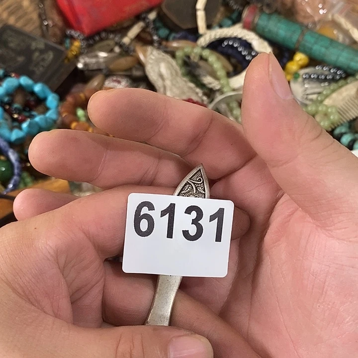 李*前后两个月的时间里6131