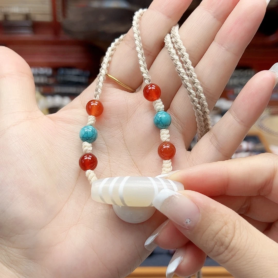 玛瑙/玉髓颈饰未镶嵌