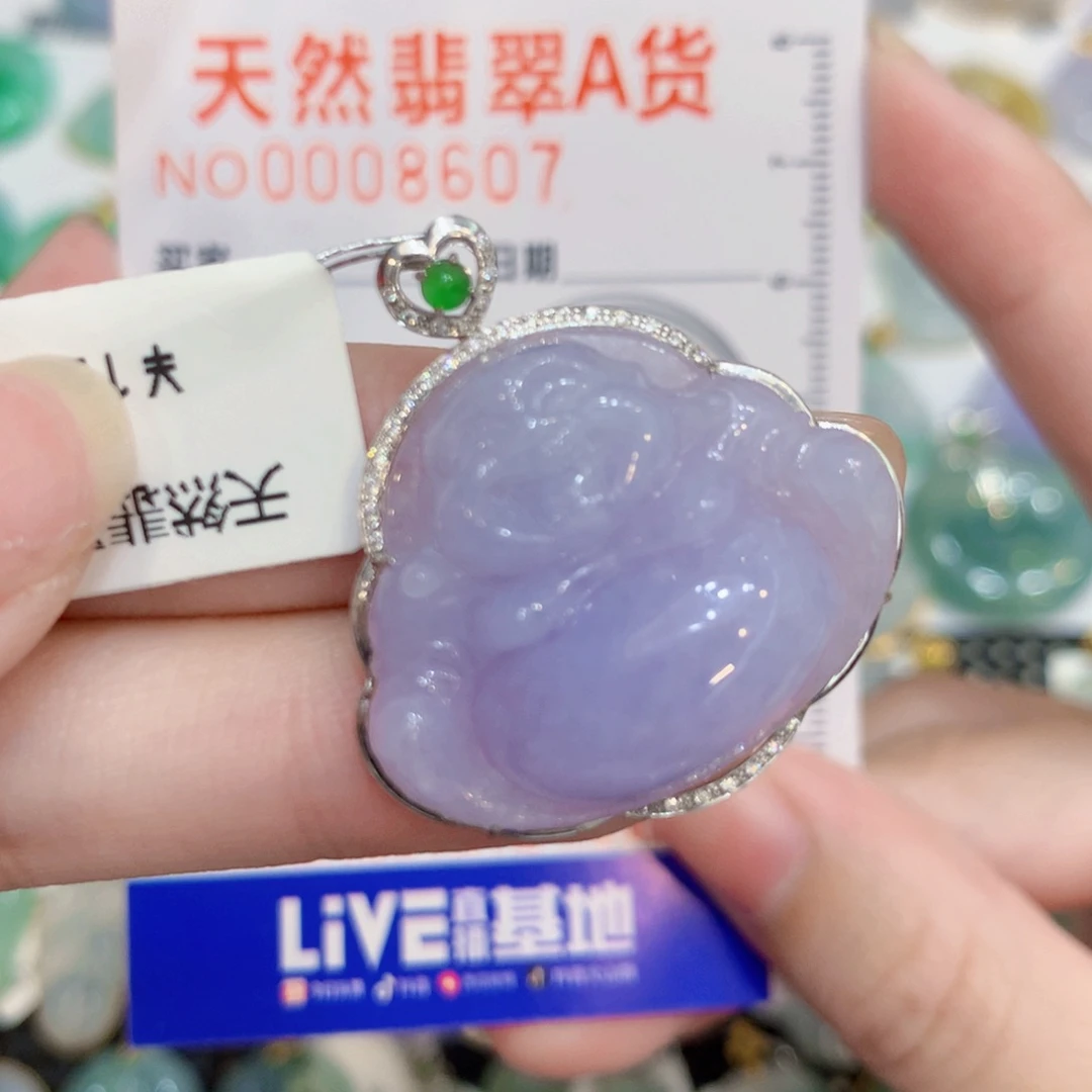 翡翠18K金镶嵌颈饰佛公