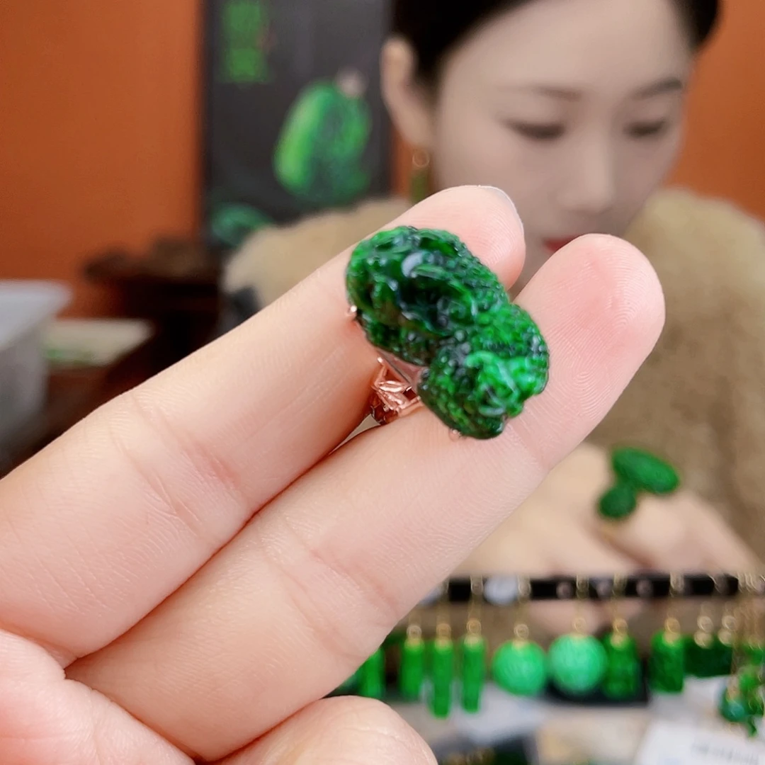 翡翠银S925镶嵌耳饰