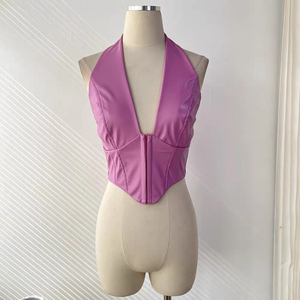 《头头女装》辣妹挂脖设计感单排扣露背短背心上衣#10301