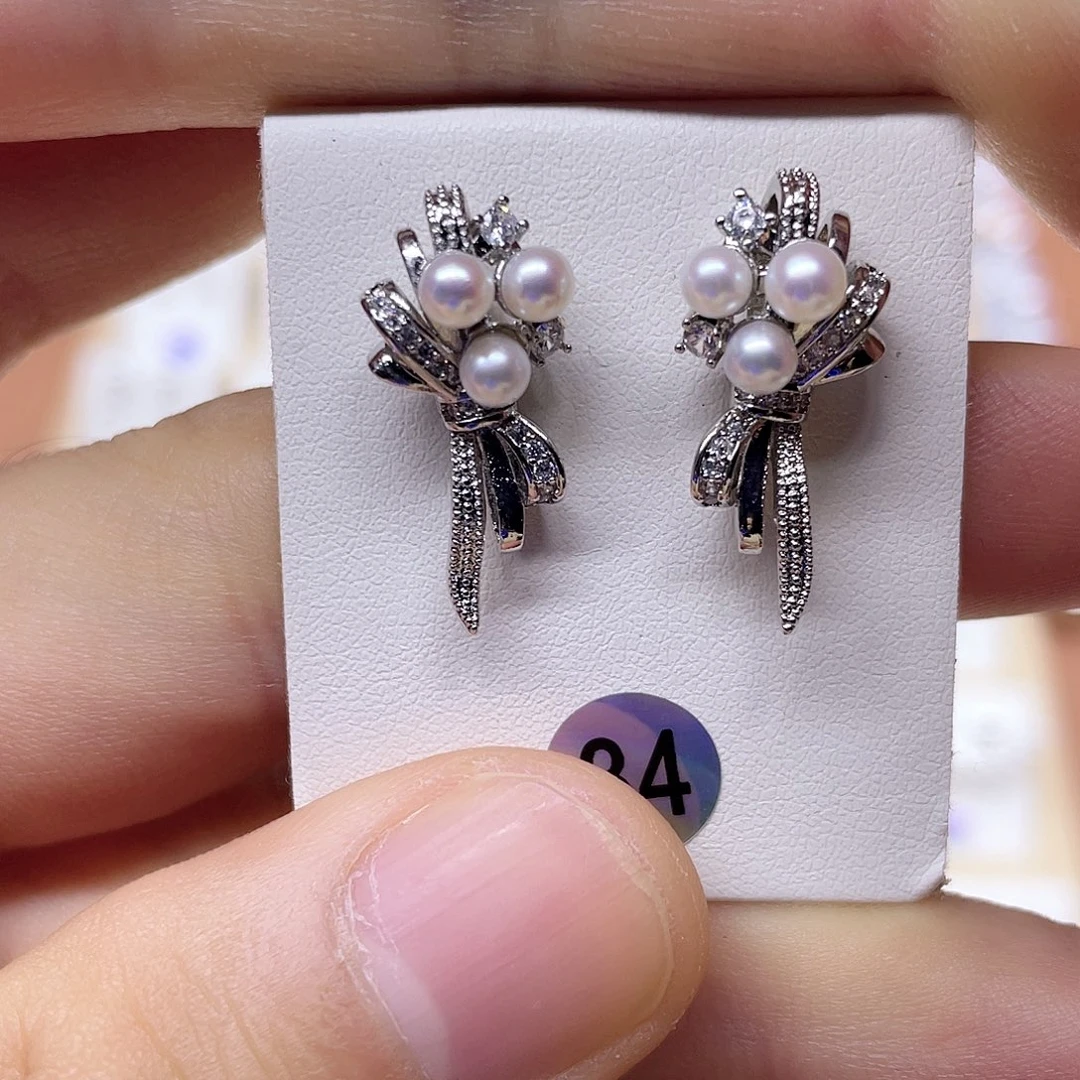 淡水珍珠银S925镶嵌耳饰