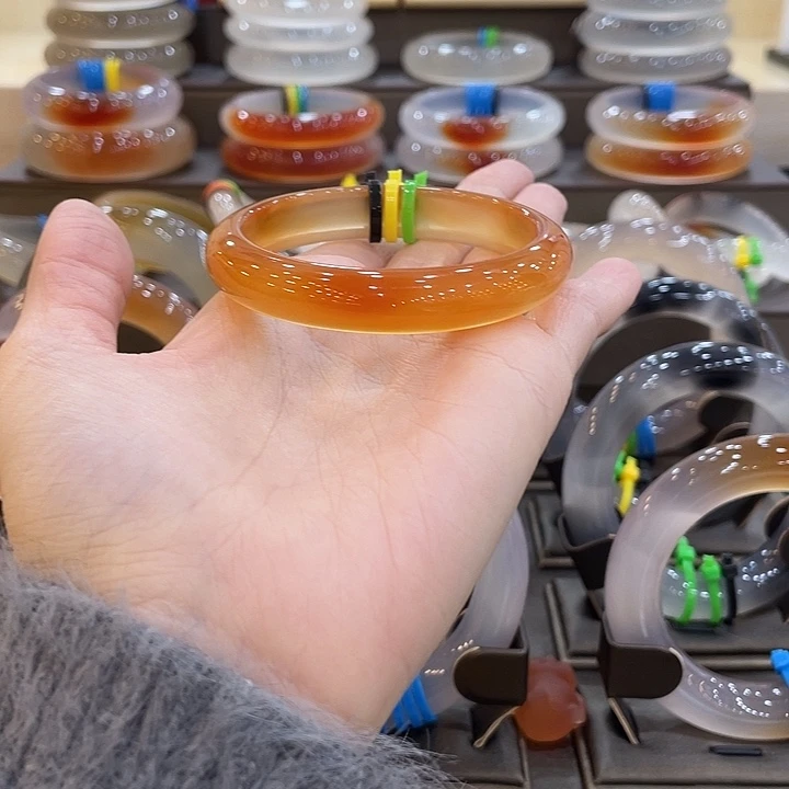 玛瑙/玉髓未镶嵌手镯25