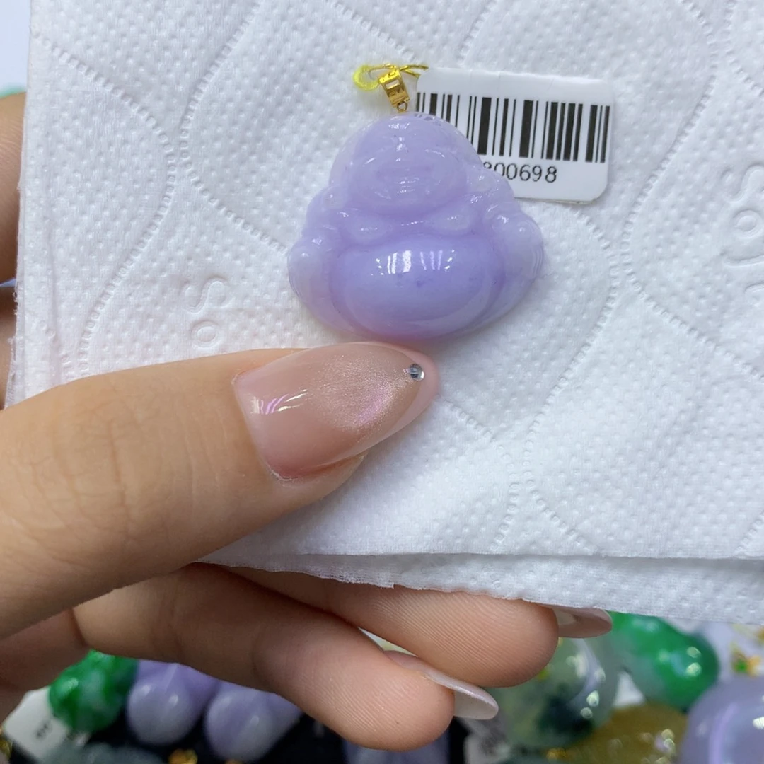 颈饰18K金镶嵌翡翠