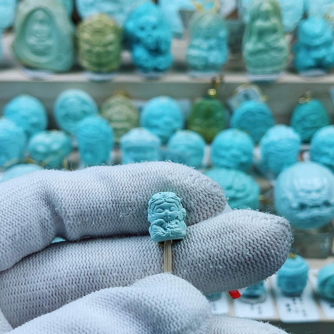 未镶嵌绿松石珠宝奇石