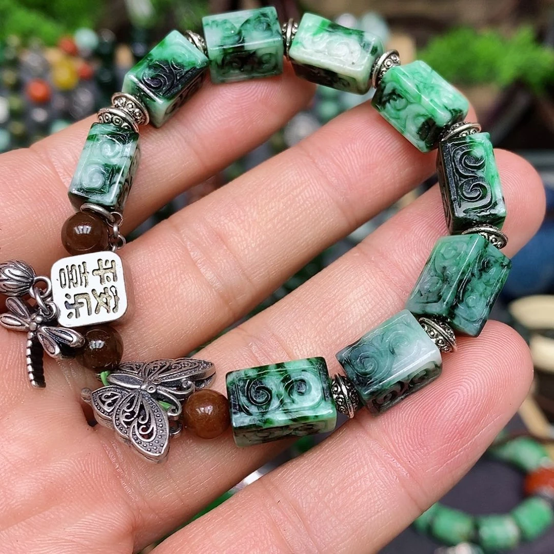 翡翠手链未镶嵌漂亮美眉