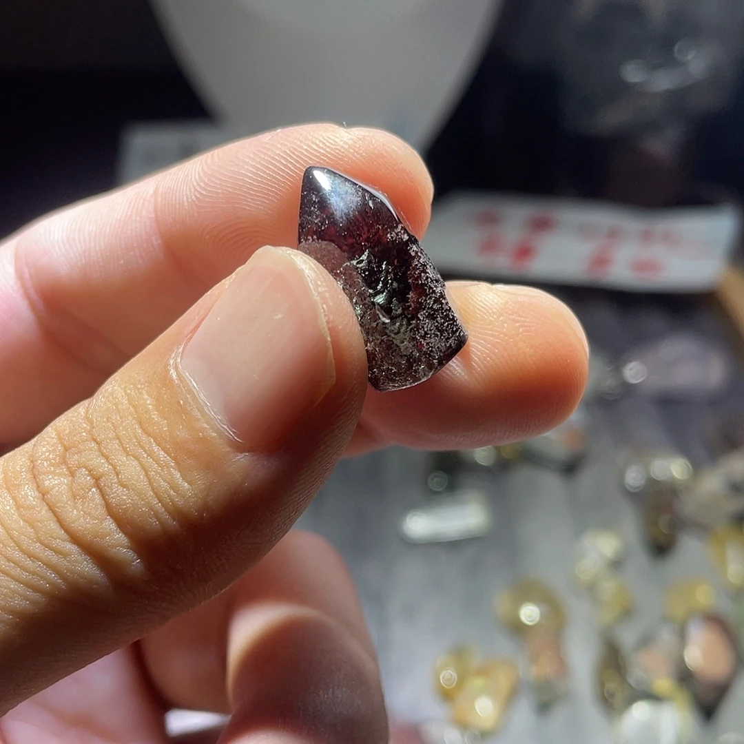 K****颈饰未镶嵌水晶水晶