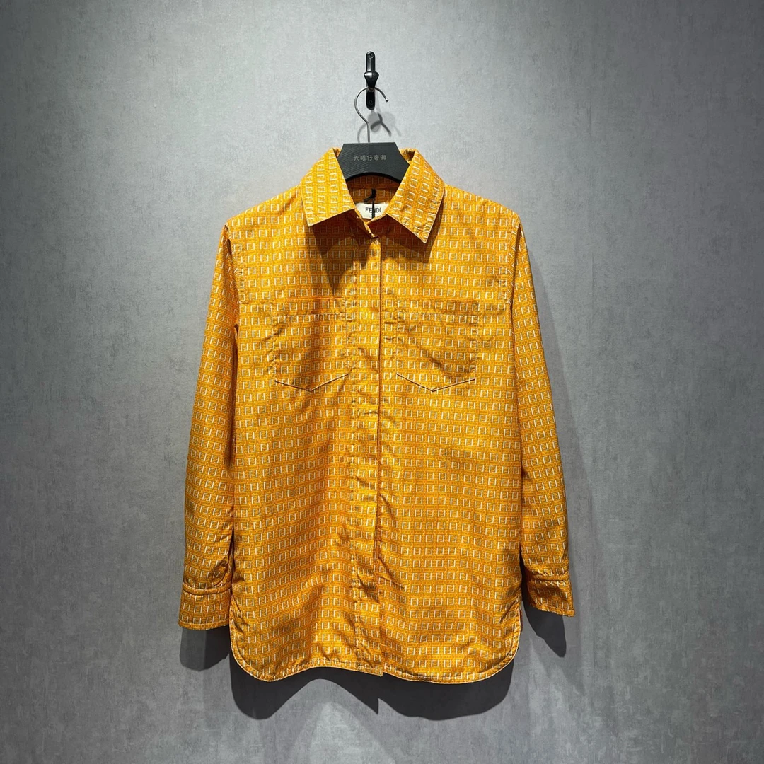 全新未使用 FENDI/芬迪 黄色双Flogo满印衬衫夹克/40码/DY213399