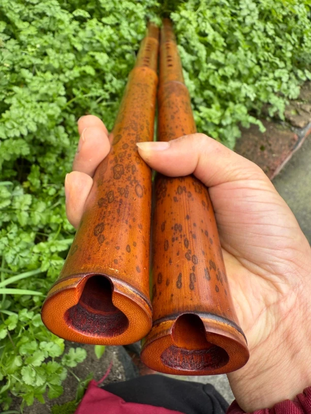 手工精制梅鹿香妃竹老料八孔开口专业演奏洞箫（藏品）