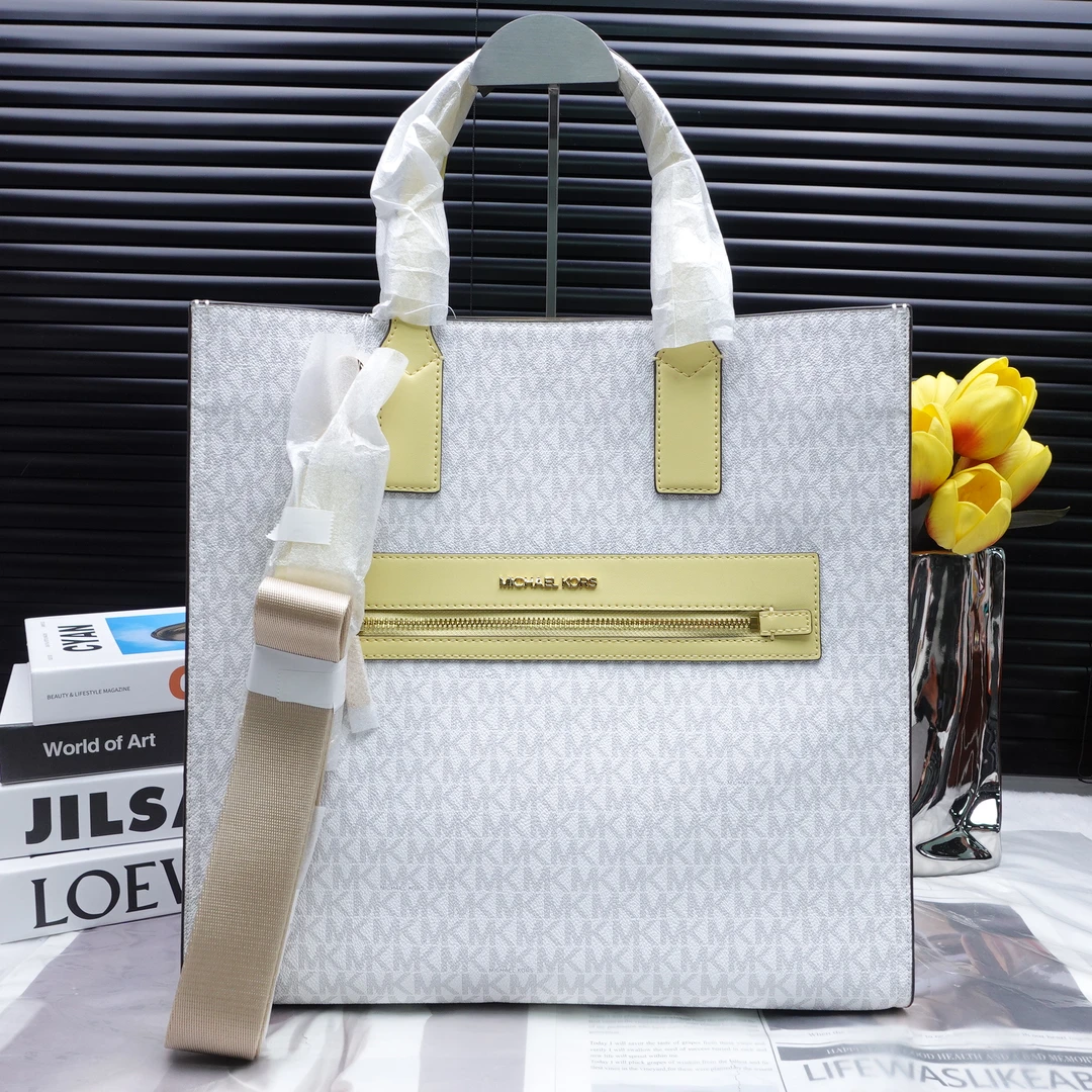 95新 MICHAEL KORS/迈克高仕 单肩包/T10264671