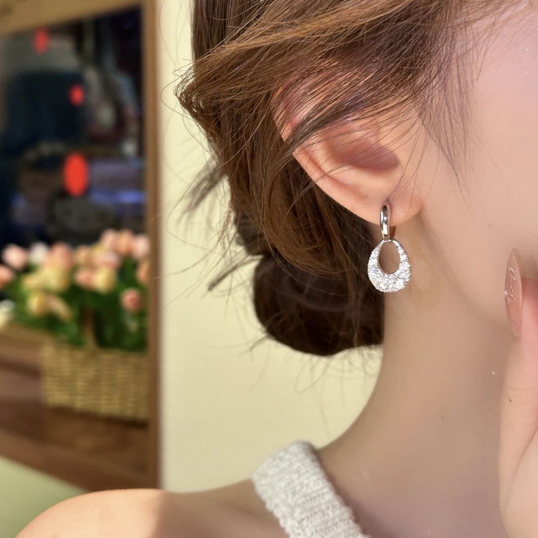 一款两戴镂空耳扣小众设计感精致高级气质耳饰A-224