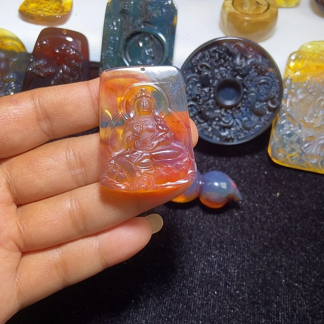 琥珀未镶嵌颈饰缅甸天然琥珀吊坠