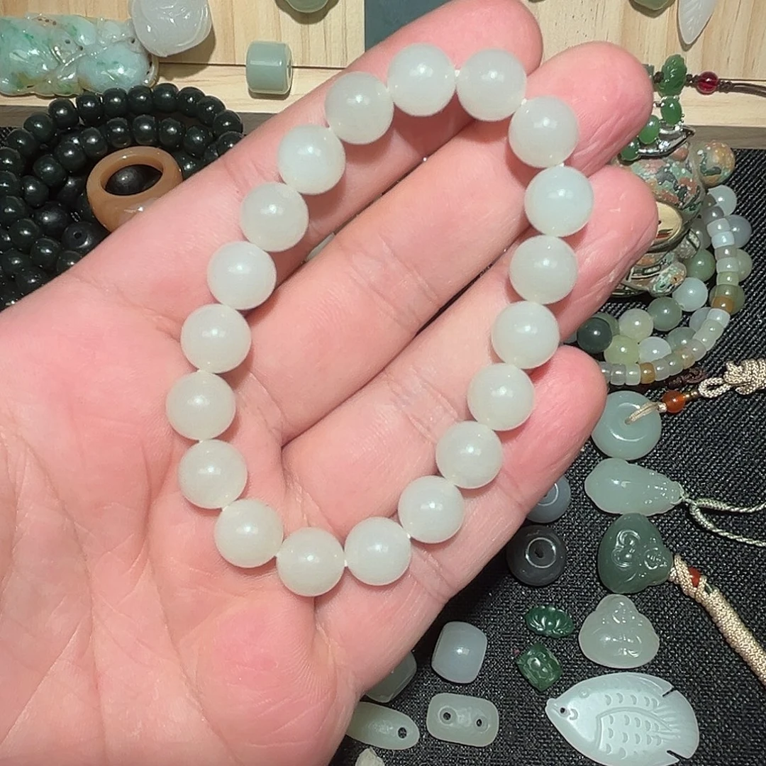 这***歌和田玉未镶嵌颈饰