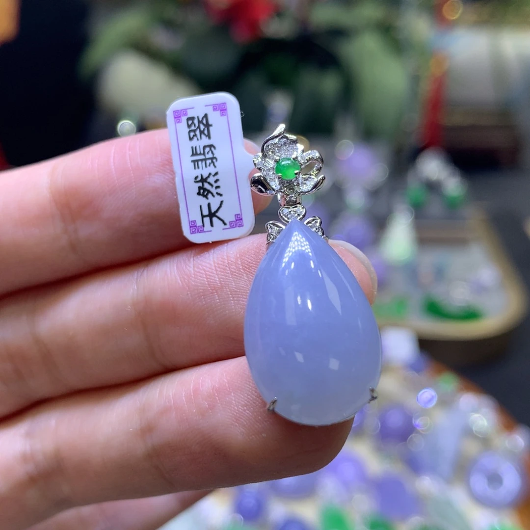 翡翠18K金镶嵌颈饰翡翠吊坠项链