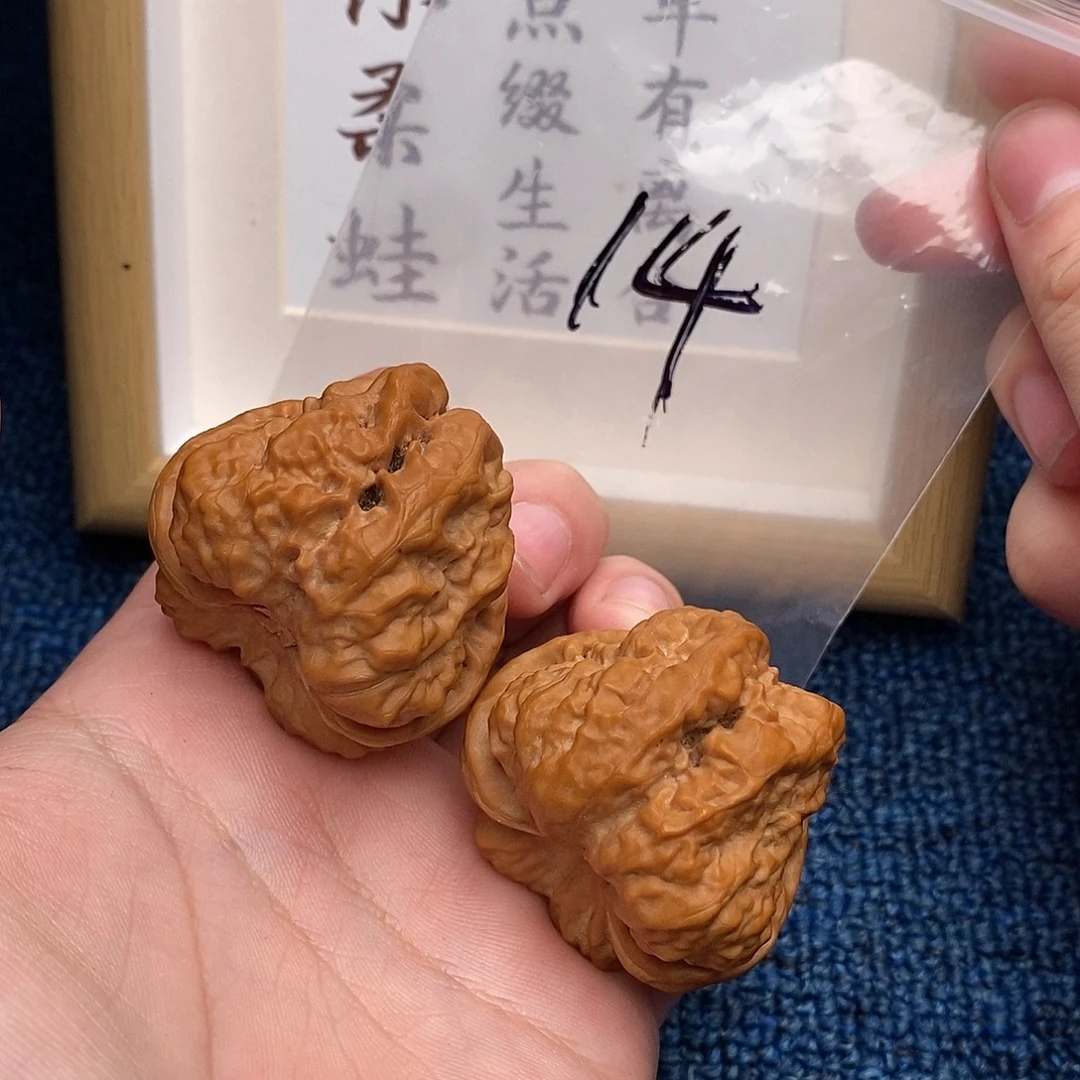 把件文玩核桃蛤蟆头43尺三角蛙