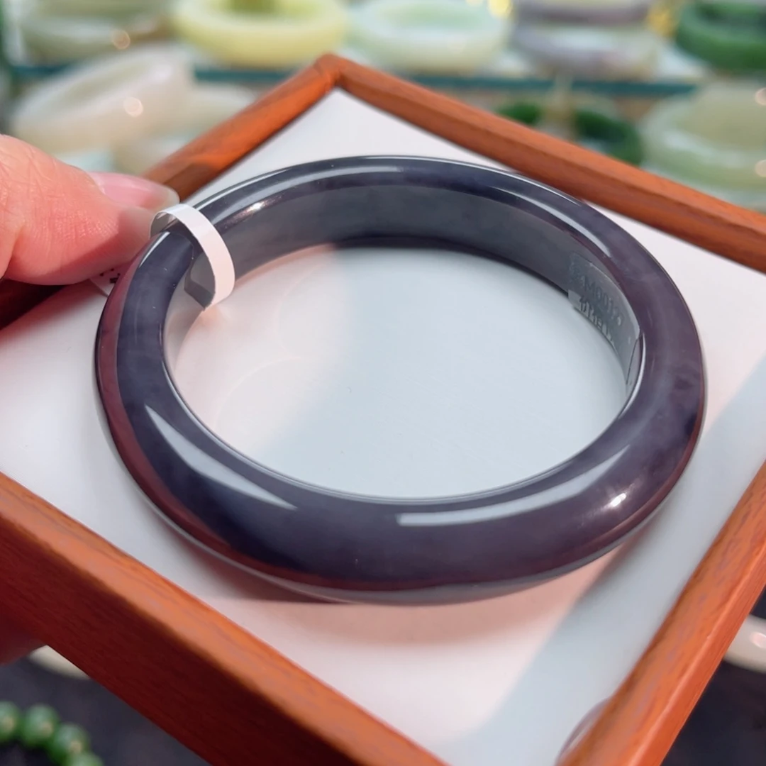 和田玉手镯未镶嵌浓紫54